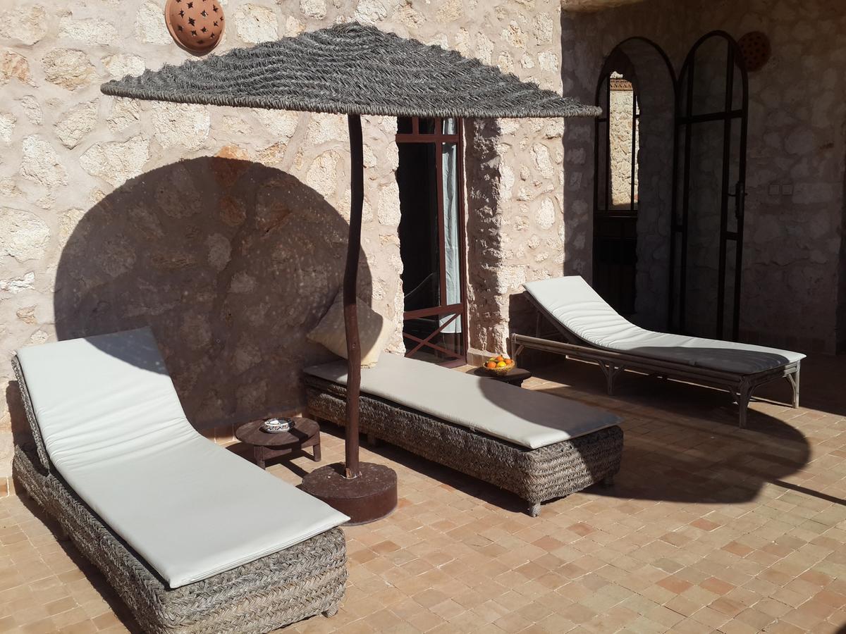 Hotel Parfums D'Etoiles Aguerd  Exterior foto